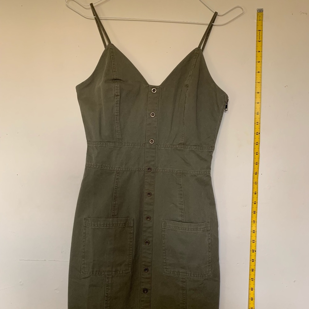 J.O.A. JOA Strap shoulder military look dress 👗